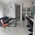 Cosy Downtown Apartment *