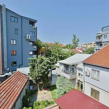 Cosy Downtown Apartment Skopje