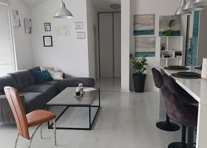 Cosy Downtown Apartamento *